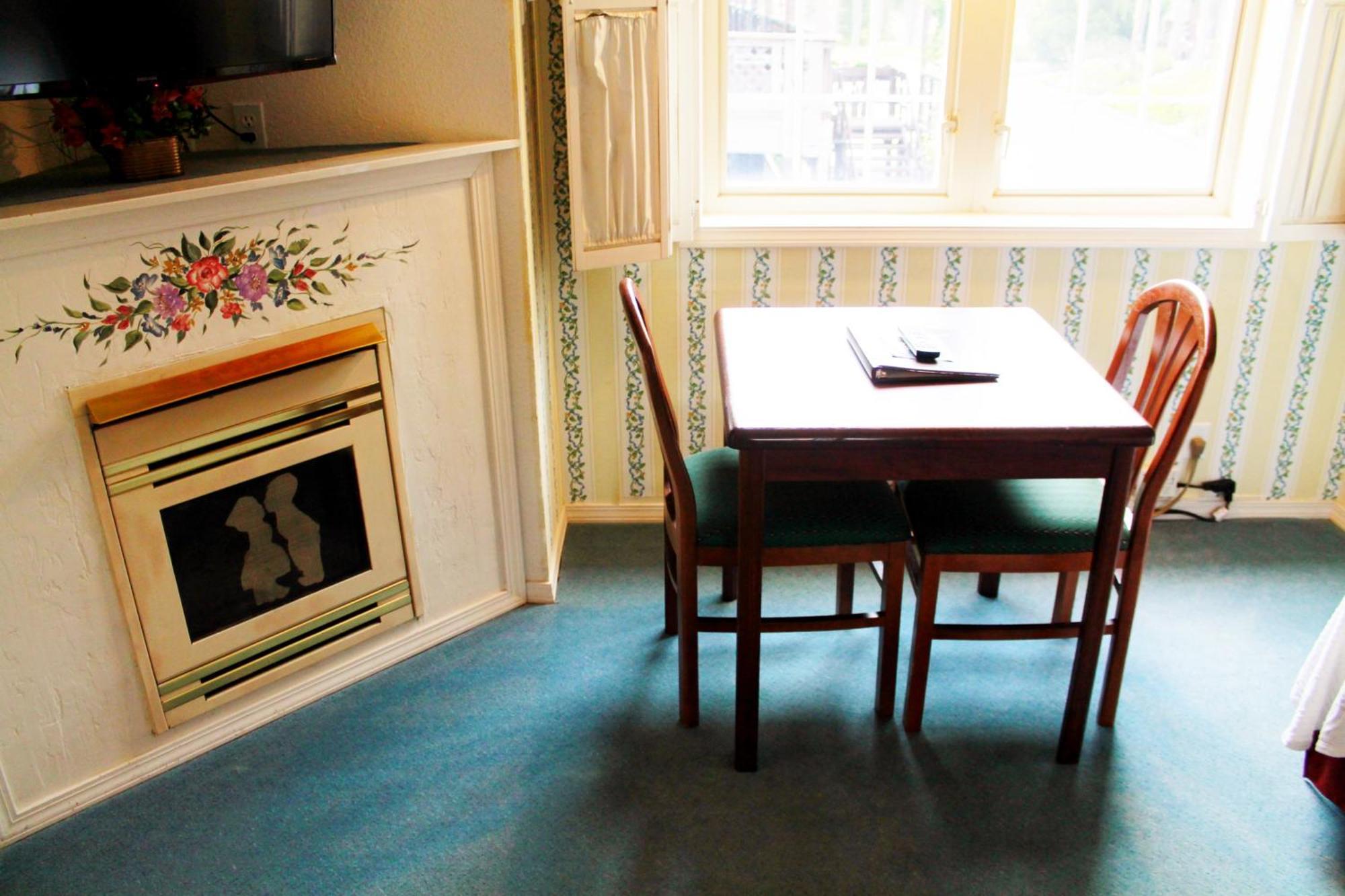 Auld Holland Inn Oak Harbor Room photo